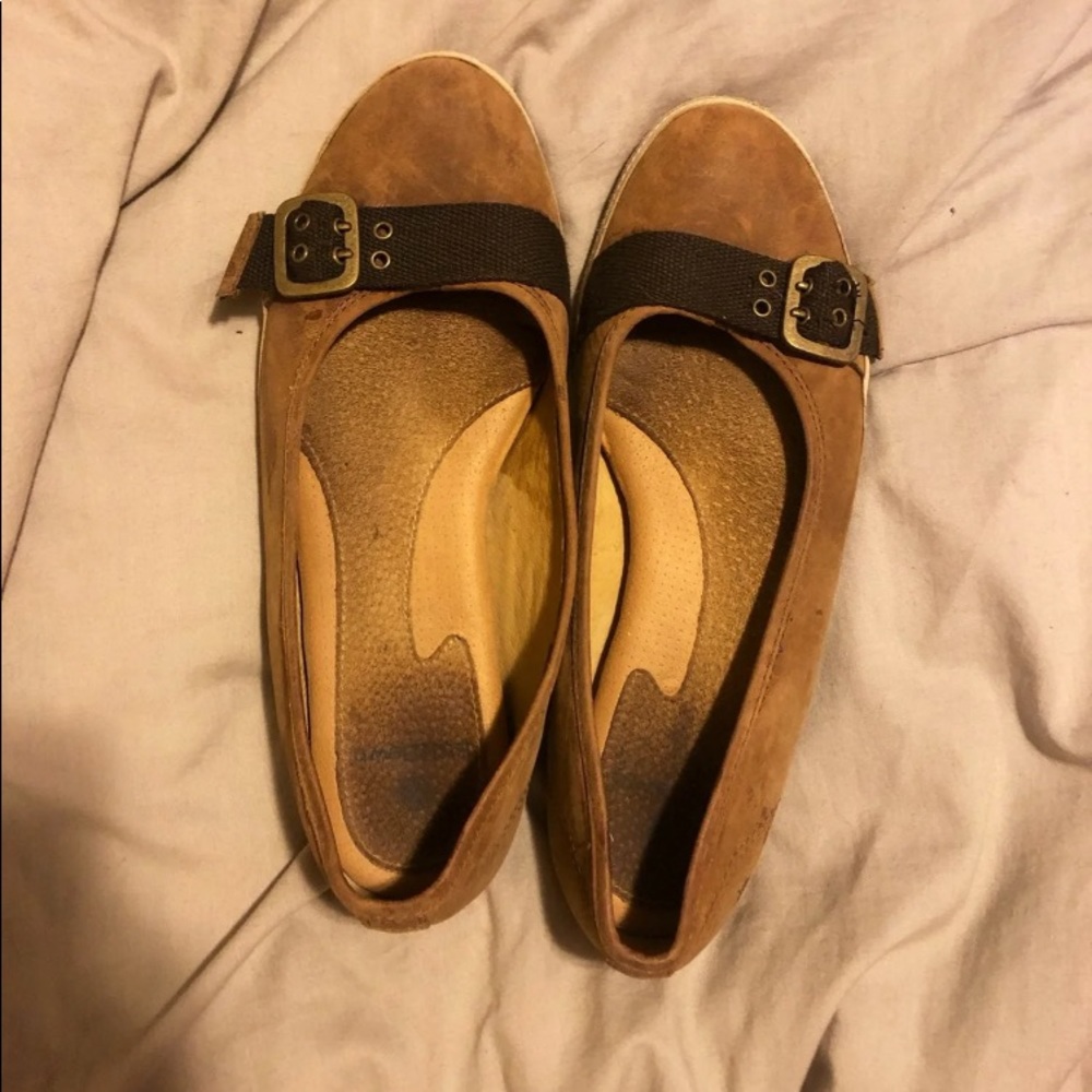 Women’s shoes